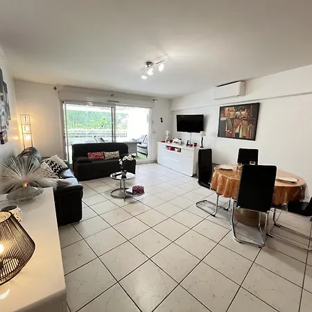 Appartement Sol-y-days Indigo, Spacieux A Deux Pas Des Plages *